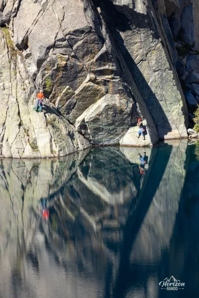 Grimpeurs au lac de Capitello Lac de Capitello