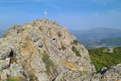 Monte San Petrone summit cross Monte San Petrone summit cross