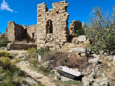 Ruined village of Occi Ruined village of Occi