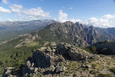 Vue au Nord jusqu'aux aiguilles de Bavella et le monte Incudine