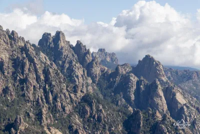 Aiguilles au nord