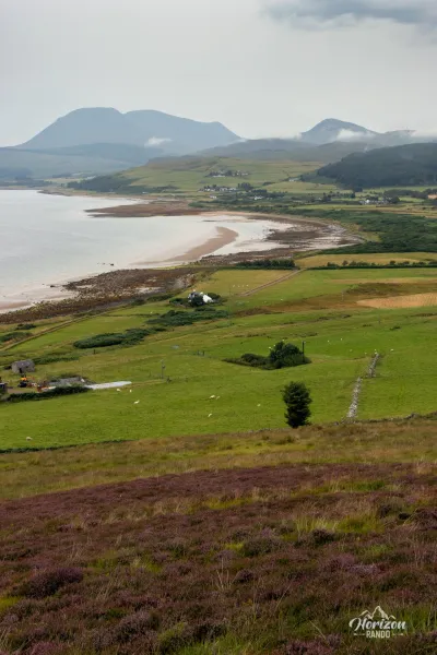 Les collines de Pirnmill et la baie de Machrie Les collines de Pirnmill et la baie de Machrie