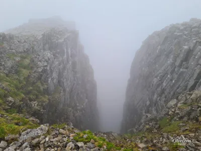 Impressive cliffs Impressive cliffs