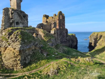 Ruins of Castle Sinclair Ruins of Castle Sinclair