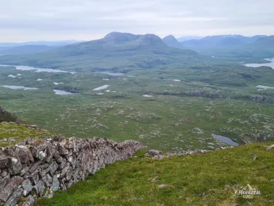 Old dry-stone wall, with Cùl Mòr in the background Old dry-stone wall, with Cùl Mòr in the background