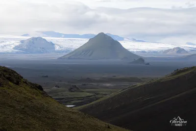Maelifell and the Mýrdalsjökull glacier Maelifell and the Mýrdalsjökull glacier
