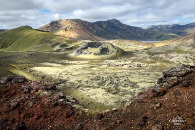 Stútur crater Stútur crater