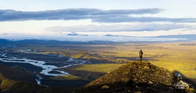 Sveinstindur eand Vatnajökull Sveinstindur and Vatnajökull