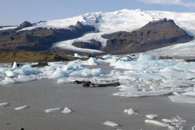 Fjallsárlón glacier lagoon Fjallsárlón glacier lagoon