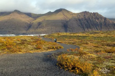 Path to the Skaftafellsjökull glacier (September colours) Path to the Skaftafellsjökull glacier (September colours)