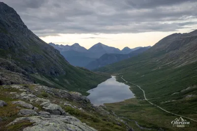 A more traditional landscape to the east! A more traditional landscape to the east!