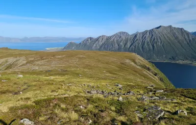 End of the wide plateau... End of the wide plateau...