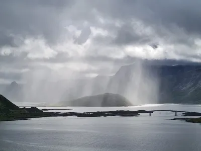 Showers over Selfjorden Showers over Selfjorden