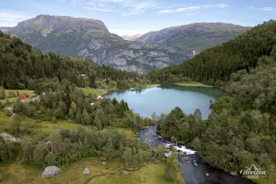 Fossasete Lake (drone shot) Fossasete Lake (drone shot)