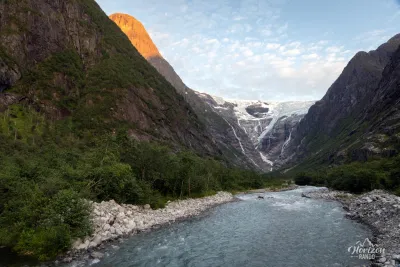 Kjenndalsbreen Kjenndalsbreen