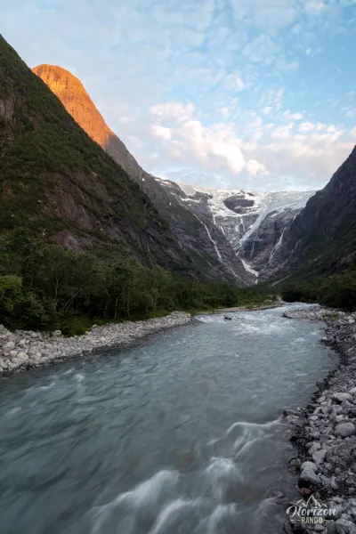Kjenndalsbreen Kjenndalsbreen