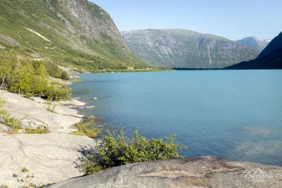 Lake Nigardsbrevatnet