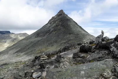 The impressive summit of Kyrkja The impressive summit of Kyrkja