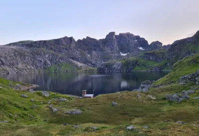 Lake Krokvatnet (340 m) Lake Krokvatnet (340 m)