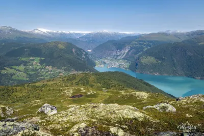Lustrafjord to the west Lustrafjord to the west