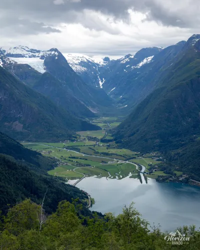 Fjærlandsfjord and the Jostedalsbreen glacier Fjærlandsfjord and the Jostedalsbreen glacier
