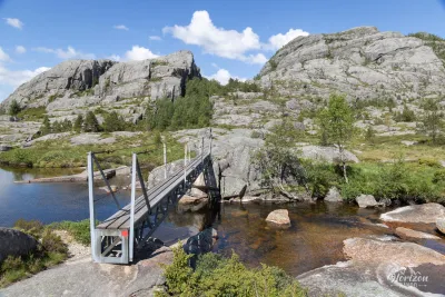 Small bridge and start of the mountain trail Small bridge and start of the mountain trail