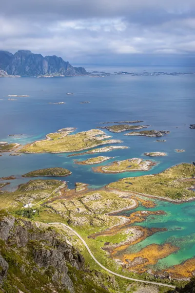 Skokkelvikøyan coast and islets Skokkelvikøyan coast and islets
