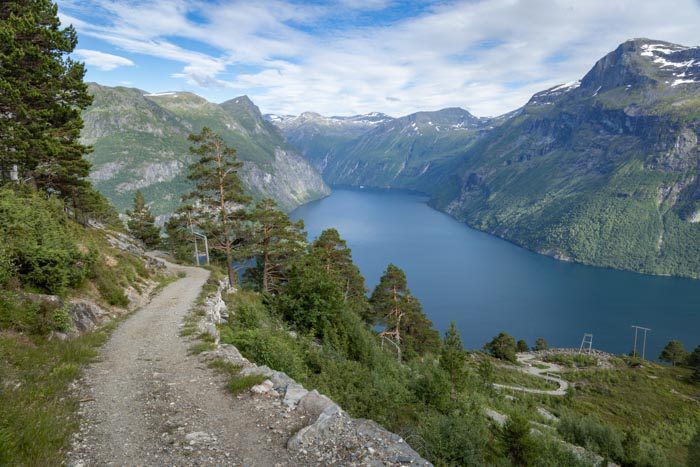 Sætrenibba Hike