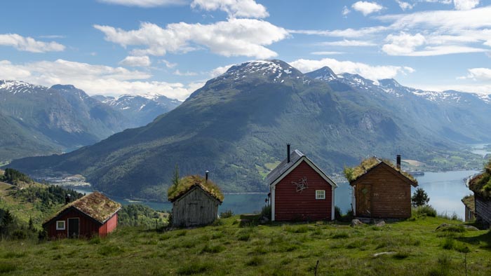 Raksætra Hike