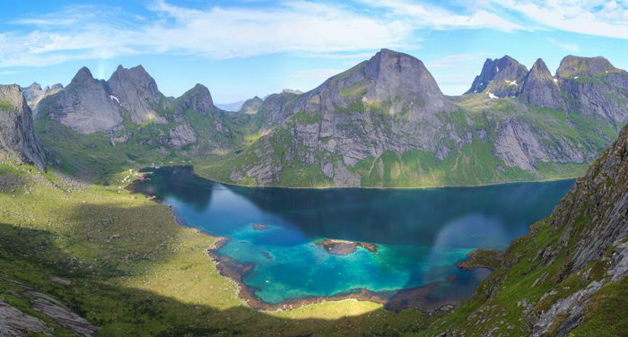 Brunakseltinden Hike