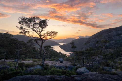 Hatten et Lysefjord, Norvège