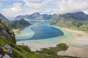 Flakstapollen bay Flakstapollen bay