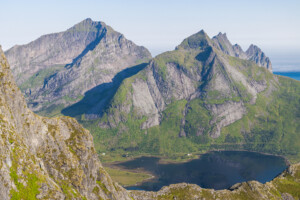 Ulvstinden (902 m) and Kitinden (757 m) in front of Selfjorden Ulvstinden (902 m) and Kitinden (757 m) in front of Selfjorden