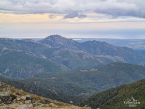 Vue à l'Est depuis Bocca Palmente Vue à l'Est depuis Bocca Palmente