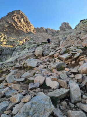 Ascension vers le col de Bocca alle Porte Ascension vers le col de Bocca alle Porte