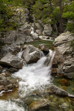Cascades au niveau de la passerelle de Tolla Cascades au niveau de la passerelle de Tolla
