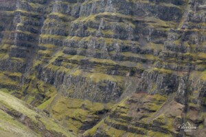 Canyon strata Strútsfoss Canyon strata