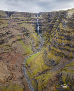 Strútsfoss (drone view) Strútsfoss (drone view)