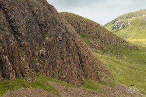 Colonnes hexagonales à la base de Preshal Beg Colonnes hexagonales à la base de Preshal Beg