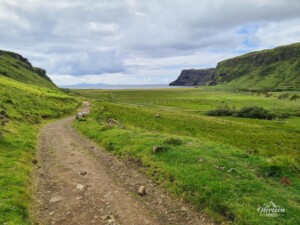 Sentier vers la baie de Talisker Sentier vers la baie de Talisker