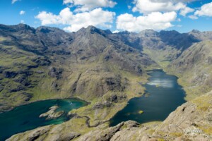 Loch Coruisk et les Cuillins depuis Sgùrr na Stri Loch Coruisk et les Cuillins depuis Sgùrr na Stri