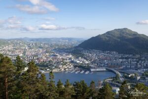 L'est de la ville de Bergen L'est de la ville de Bergen