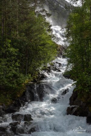 Langfoss depuis le parking, au départ Langfoss depuis le parking, au départ