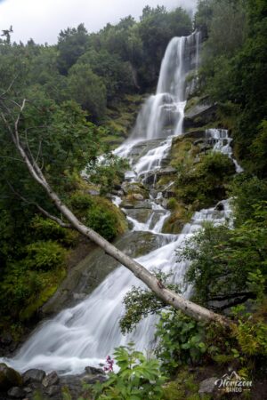 Second point de vue de Vinnufossen Second point de vue de Vinnufossen