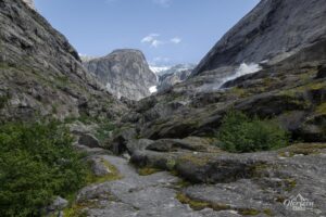 Brenndalen and Brenndal glacier in the distance Brenndalen and Brenndal glacier in the distance