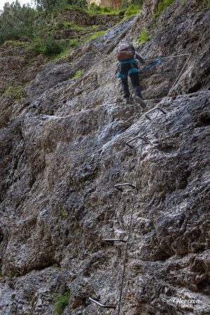 Début du premier tronçon de via ferrata Début du premier tronçon de via ferrata